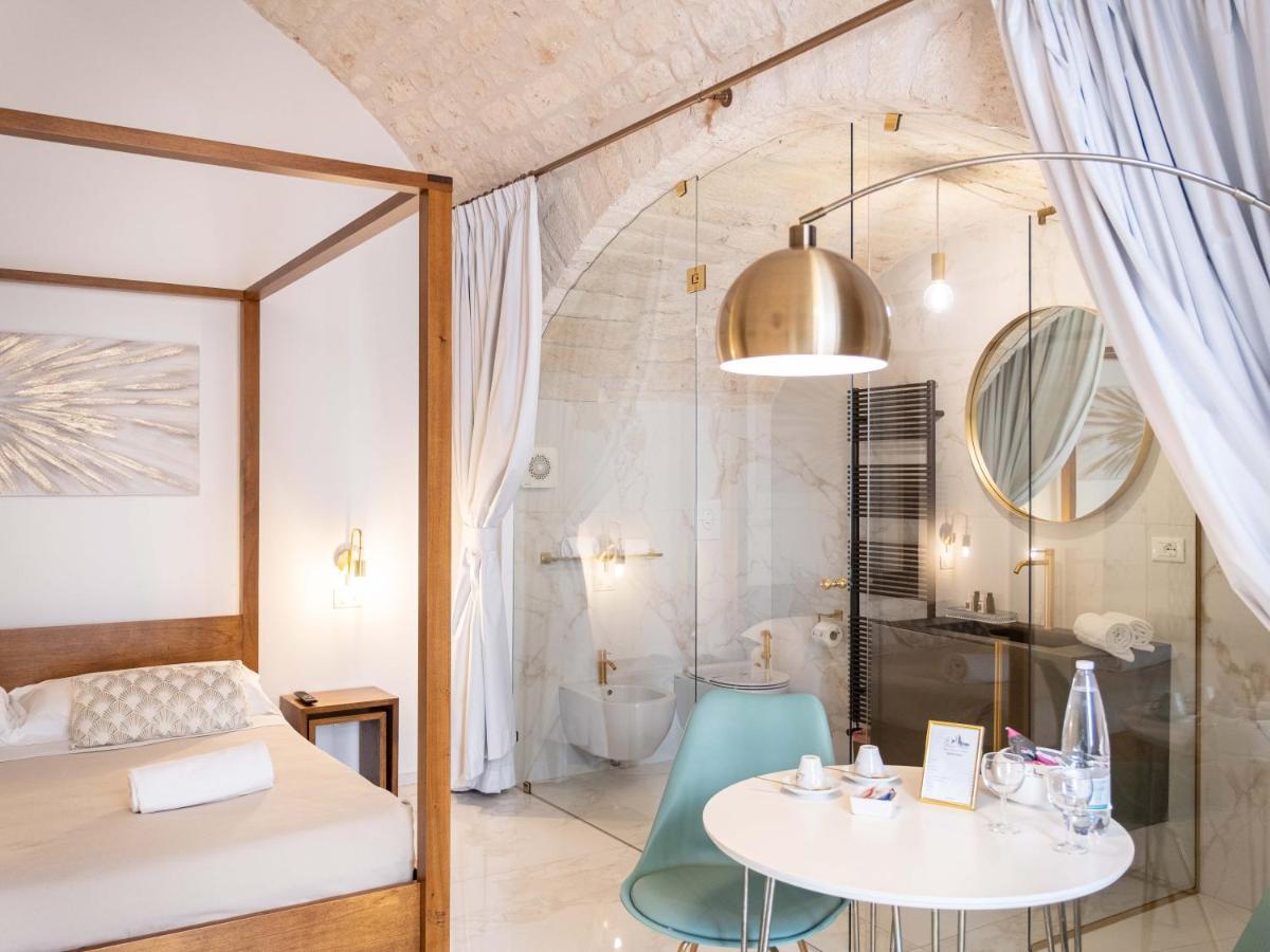 Dama Bianca Boutique * Ostuni